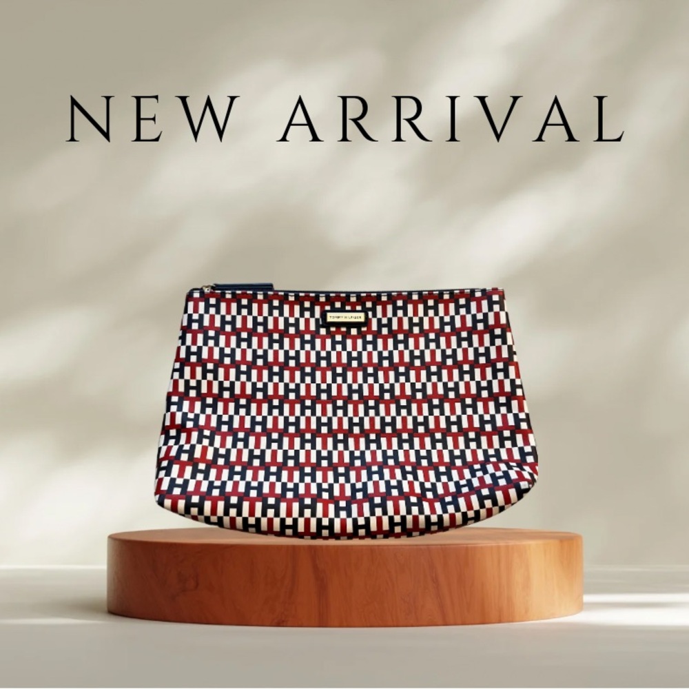 Authentic Tommy Hilfiger large cosmetic bag in multi color logo print poly vinyl